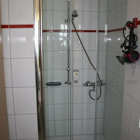 Hotell Parqeo Im A66