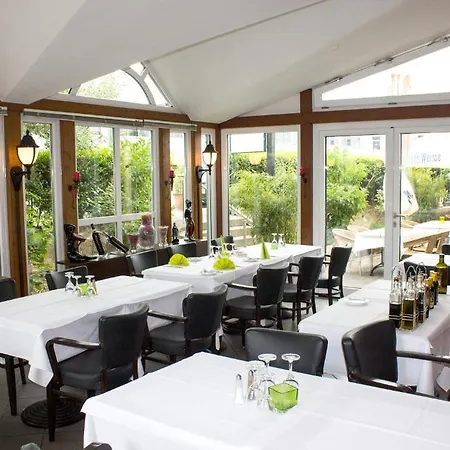 Hotell Parqeo Im A66